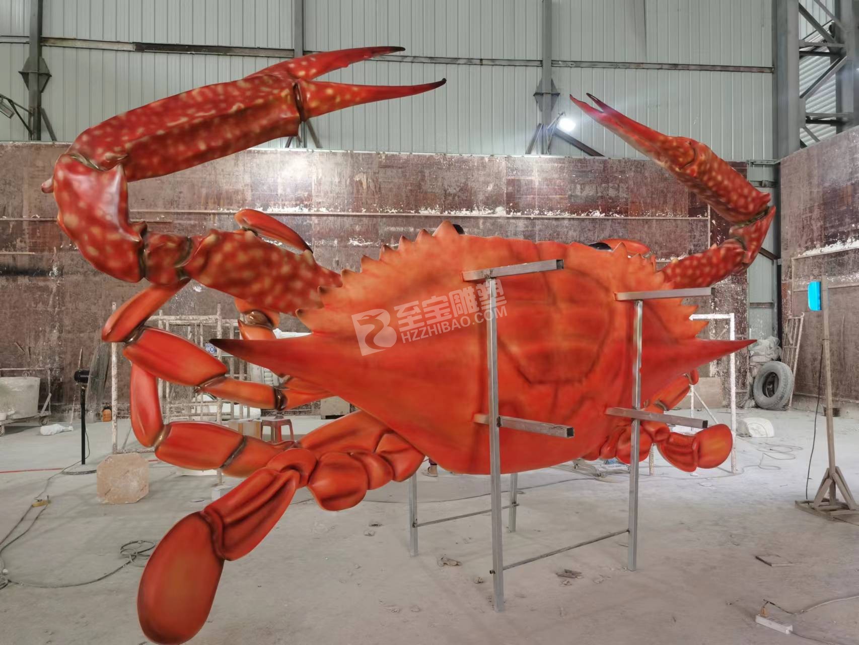 三墩美食街黃龍海鮮大排檔玻璃鋼大螃蟹雕塑項(xiàng)目